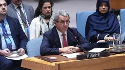 Türkiye paralajmëron: Sulmet e ShBA-së ndaj Iranit rrezikojnë përshkallëzim global
