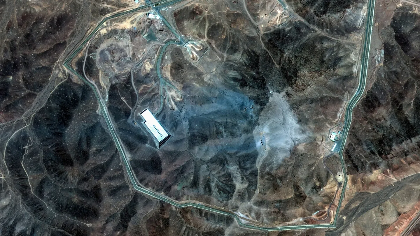 عربستان: هیچ آثار رادیواکتیوی در منطقه پس از حمله آمریکا به تأسیسات هسته‌ای ایران شناسایی نشد
