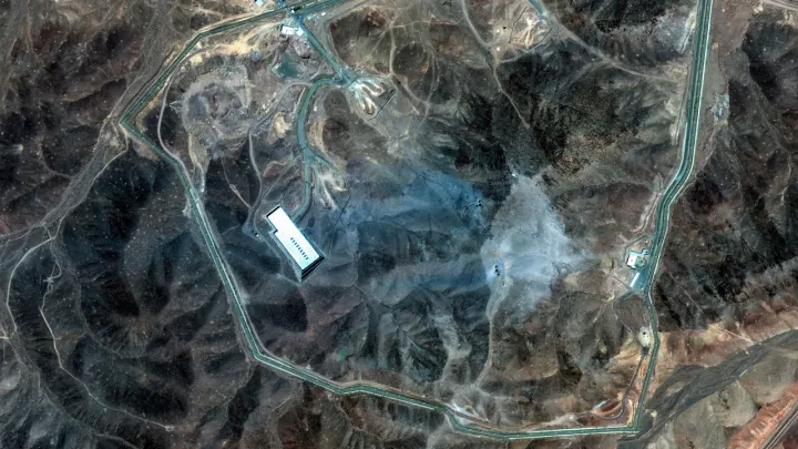 عربستان: هیچ آثار رادیواکتیوی در منطقه پس از حمله آمریکا به تأسیسات هسته‌ای ایران شناسایی نشد
