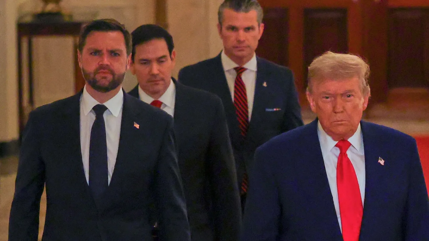 Трамп Иранды тез арада тынчтыкка жетпесе, дагы кол сала турганы менен коркутту