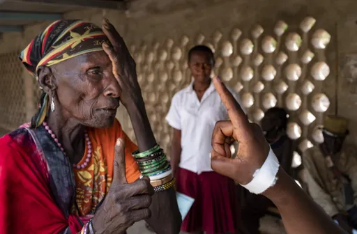 Les victoires contre le trachome en Afrique renforcent le combat pour neutraliser la cécité