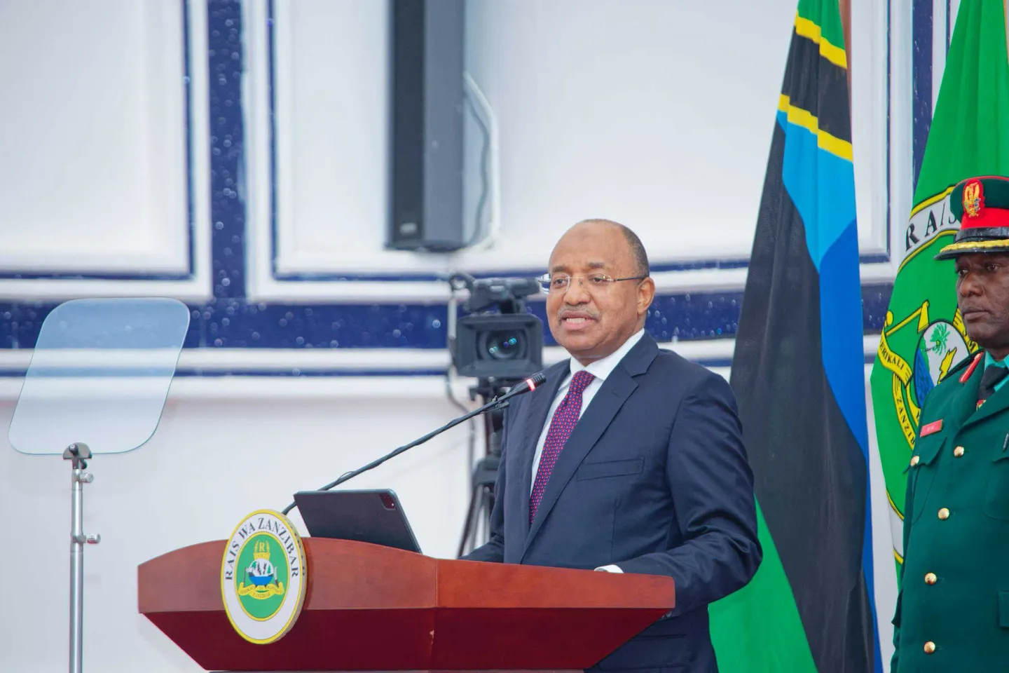 Rais wa Zanzibar ahutubia Baraza la Wawakilishi, asifia miaka mitano ya uongozi wake