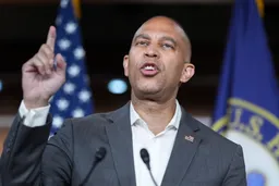 Hakeem Jeffries sets longest floor speech record with nearly 9 hours of stemwinder in US House