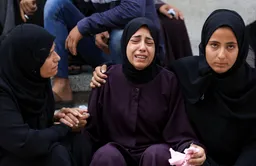 Tragedia de la ayuda militarizada en Gaza: Israel ha masacrado a 503 palestinos que buscaban comida
