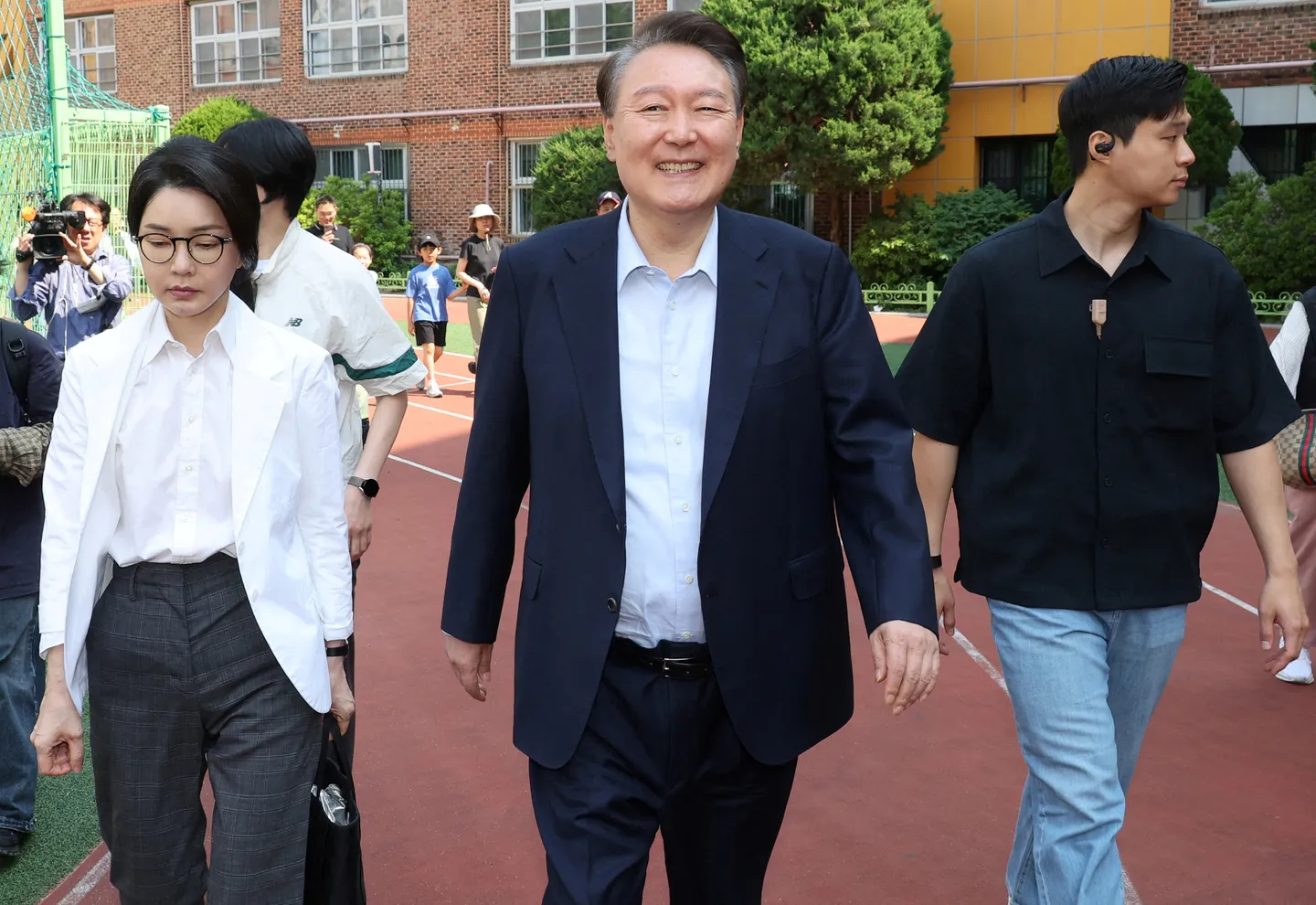 د جنوبي کوریا څارنوالانو د پخواني ولسمشر یون پر کور د تعصب په تور چاپه وهلې