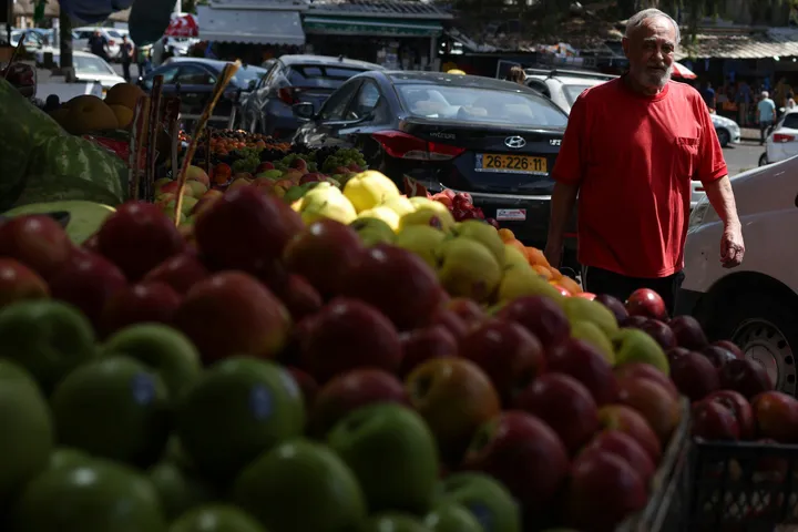 ישראל סובלת מיוקר מחיה גבוה יותר מאשר מדינות עשירות יותר באירופה - דו"ח