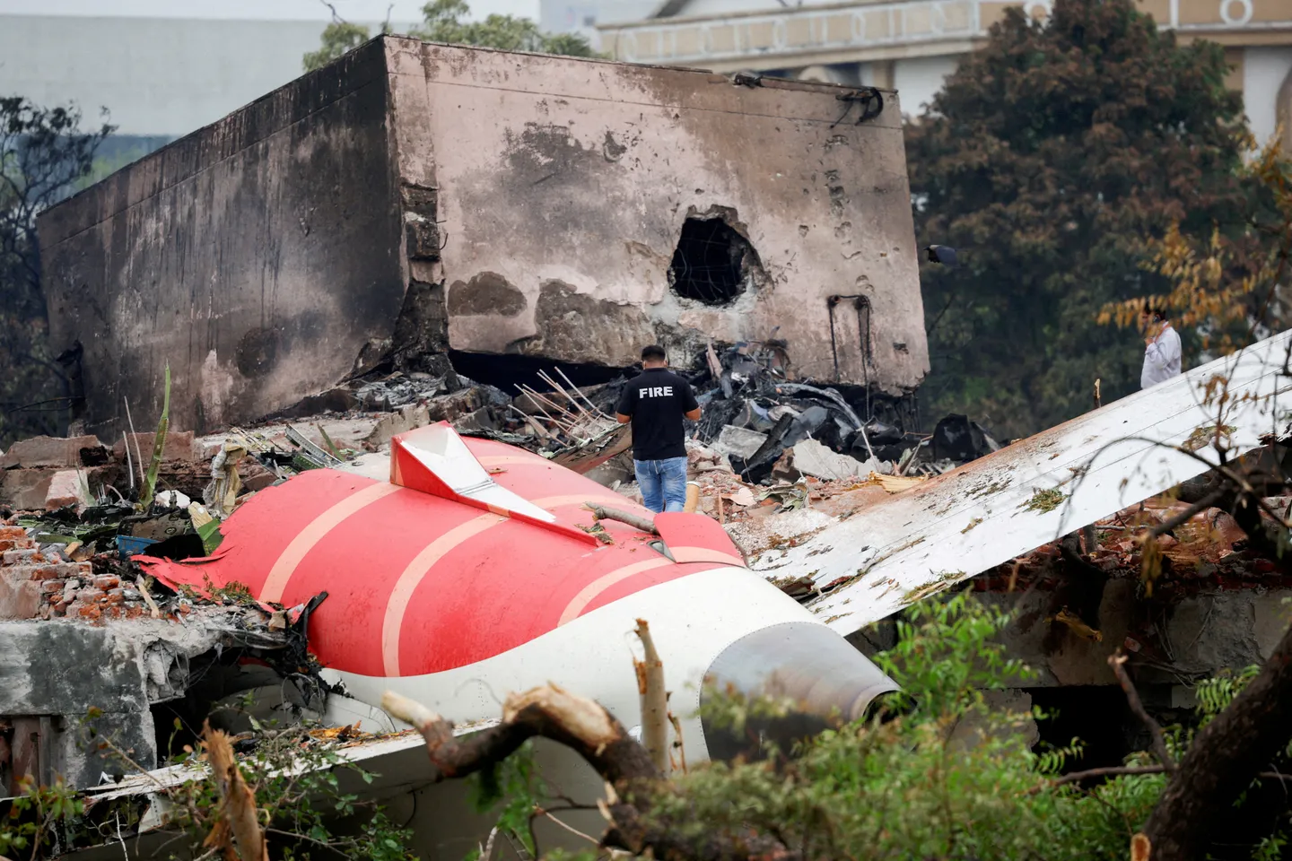 Pilot groups reject human error claims in Air India crash