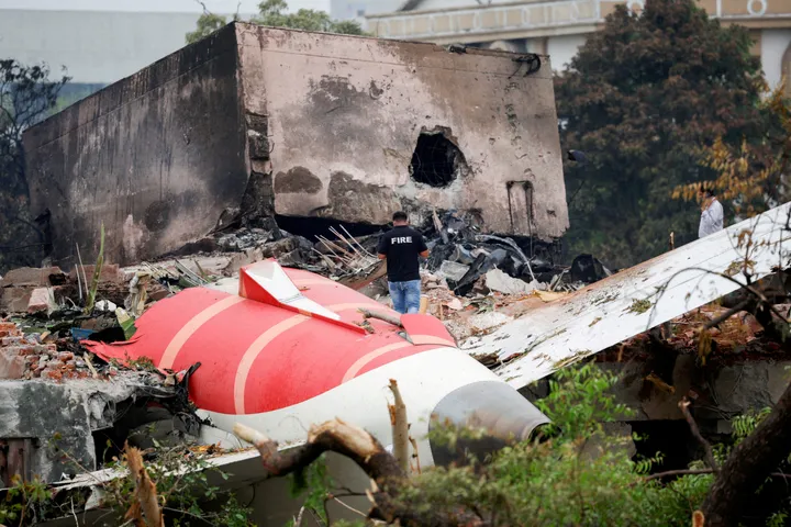Pilot groups reject human error claims in Air India crash