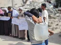 Qeveria e Gazës: Snajperët izraelitë shënjestrojnë palestinezët që përpiqen të mbijetojnë nga uria