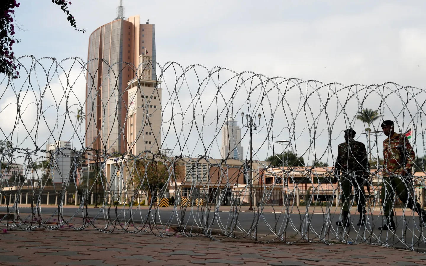 Kenya: Gen Z waanza kukusanyika kwa maandamano huku polisi wakiimarisha doria