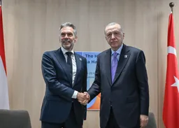 دیدارهای اردوغان با سران کشورهای اروپایی در حاشیه اجلاس ناتو و تأکید بر نقش ترکیه در امنیت این قاره