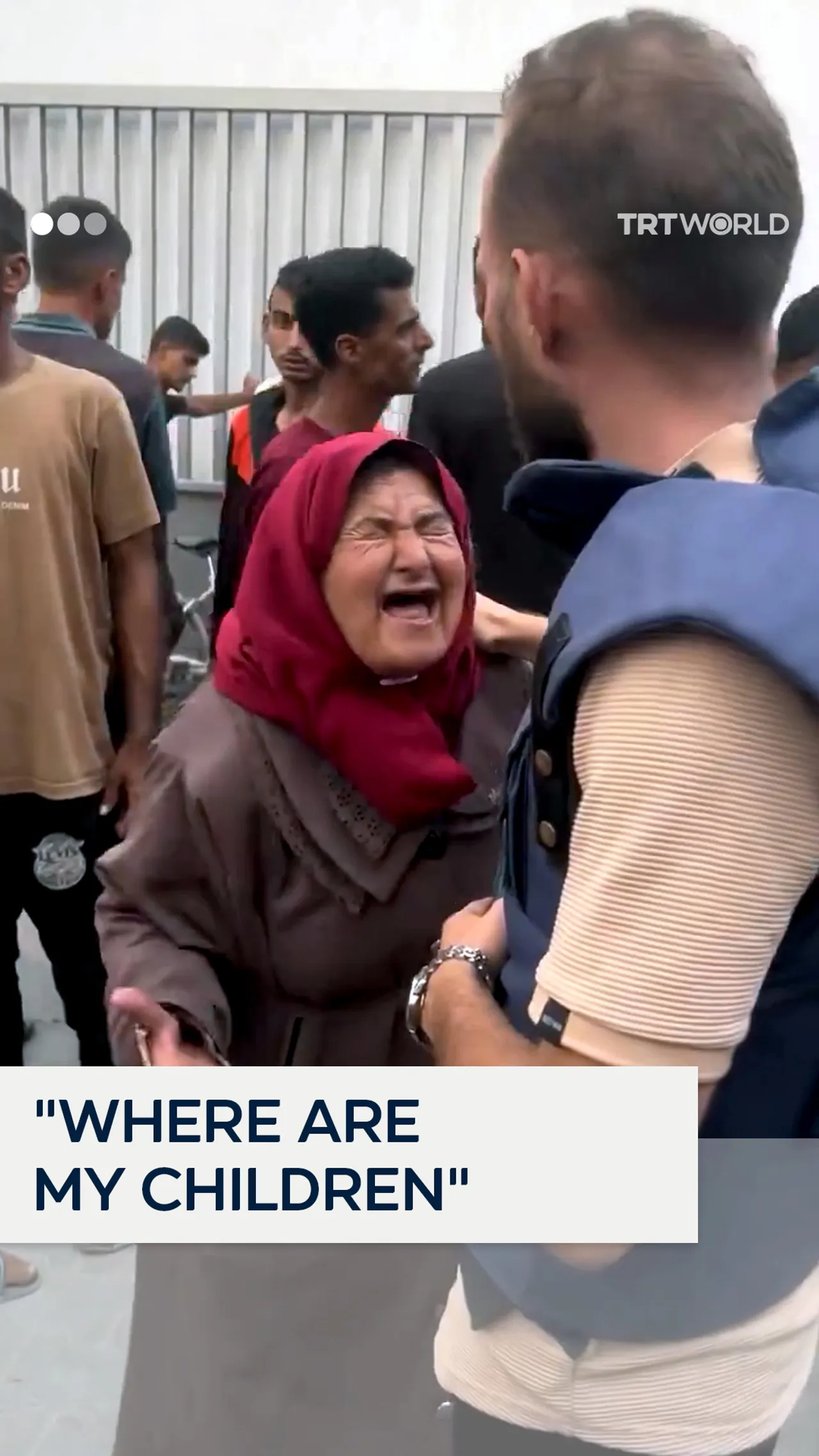 An elderly woman in Gaza breaks down over her loss