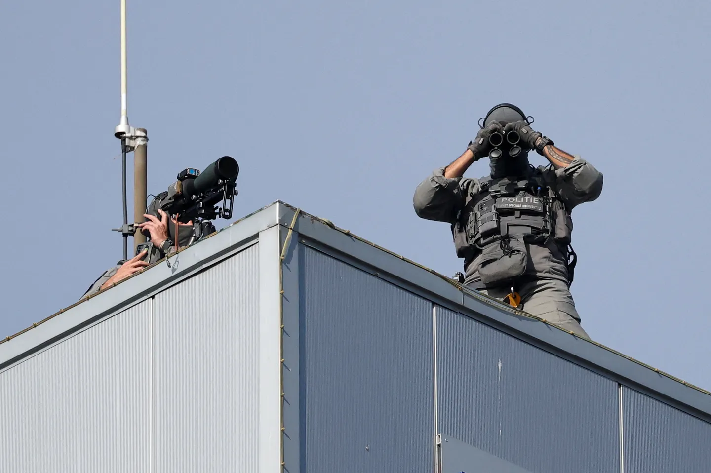 Het OM denkt dat opgepakte verdachten een aanslag wilden plegen op de NAVO-bijeenkomst in Den Haag