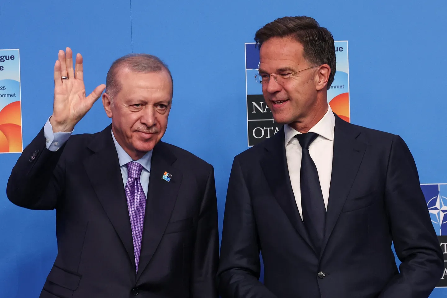 Presidenti turk bisedon me shefin e NATO-s, në fokus zhvillimet e fundit në luftën Rusi-Ukrainë