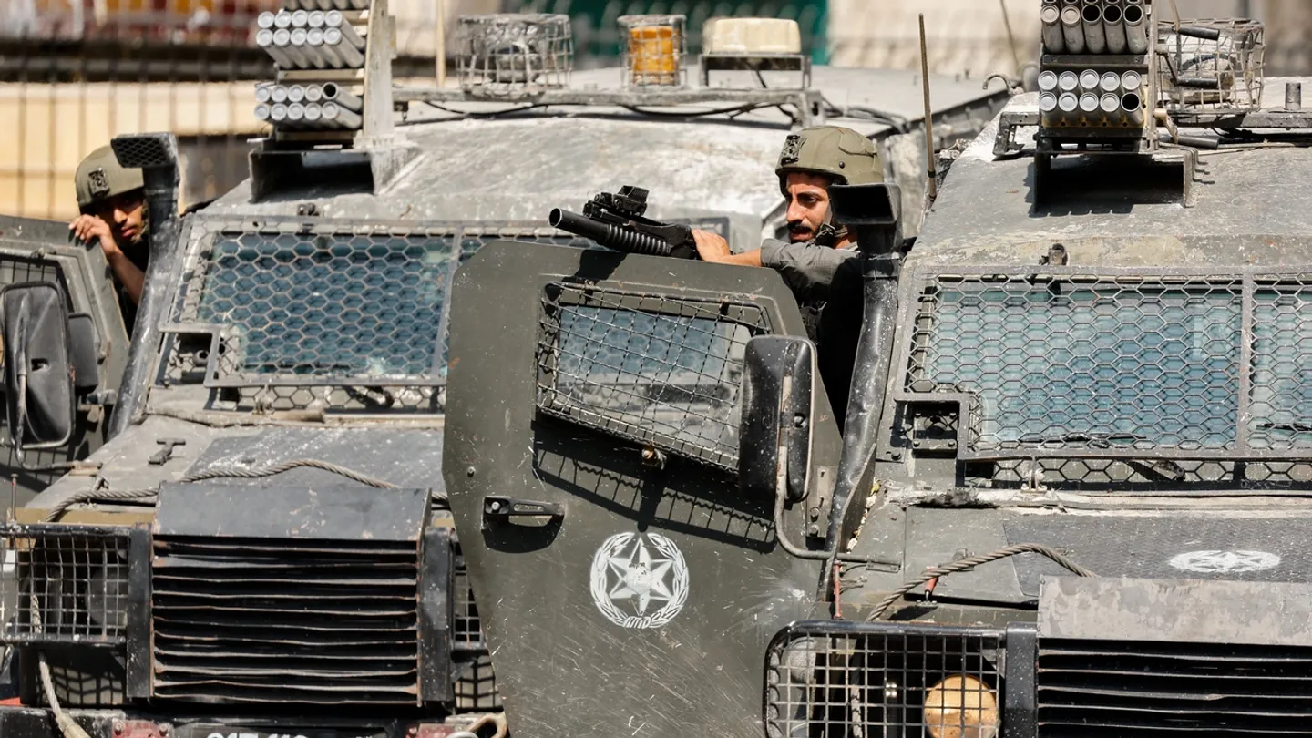 الاحتلال يواصل عمليات الدهم والاعتقال في الضفة الغربية ويهدم 623 منزلاً بالقدس منذ 7 أكتوبر