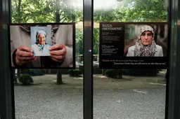 Në Bruksel u hap ekspozita kushtuar gjenocidit në Srebrenicë