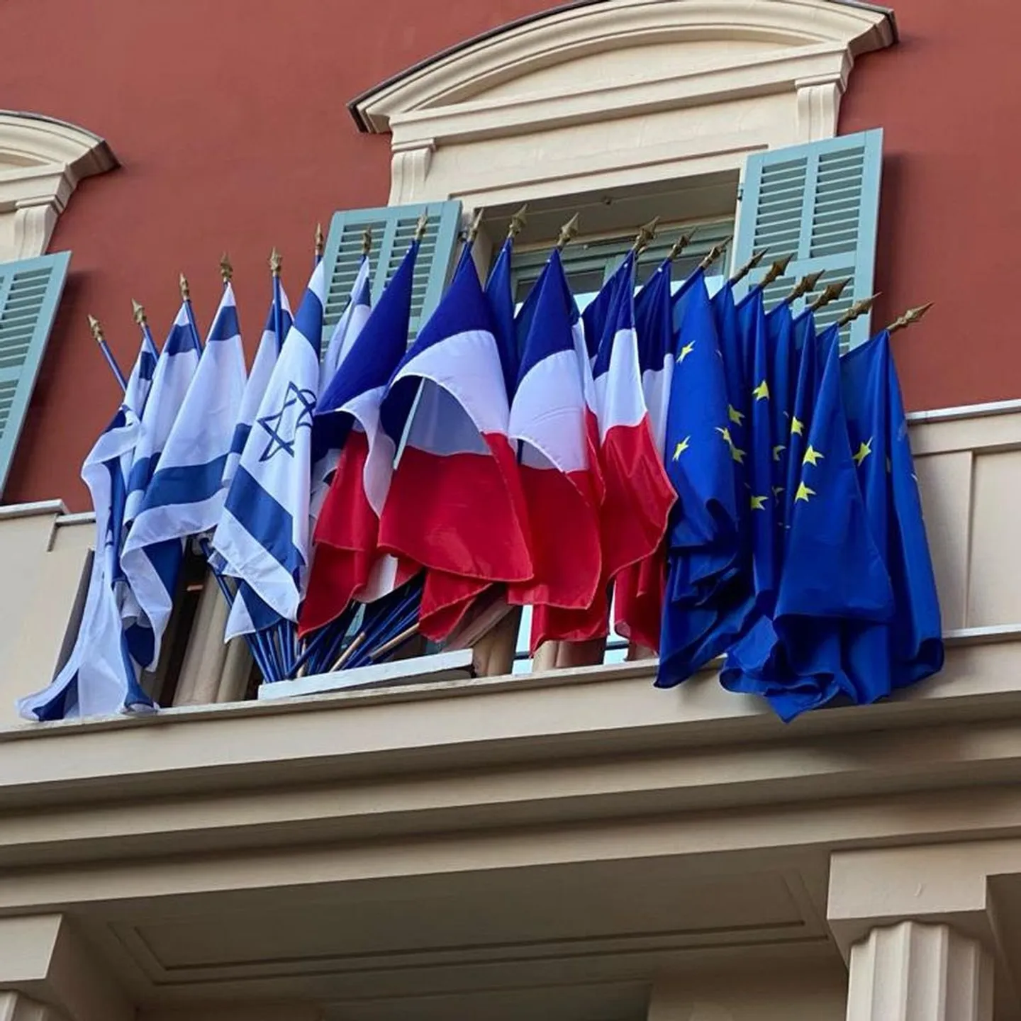 La justice française enjoint la mairie de Nice de retirer les drapeaux israéliens