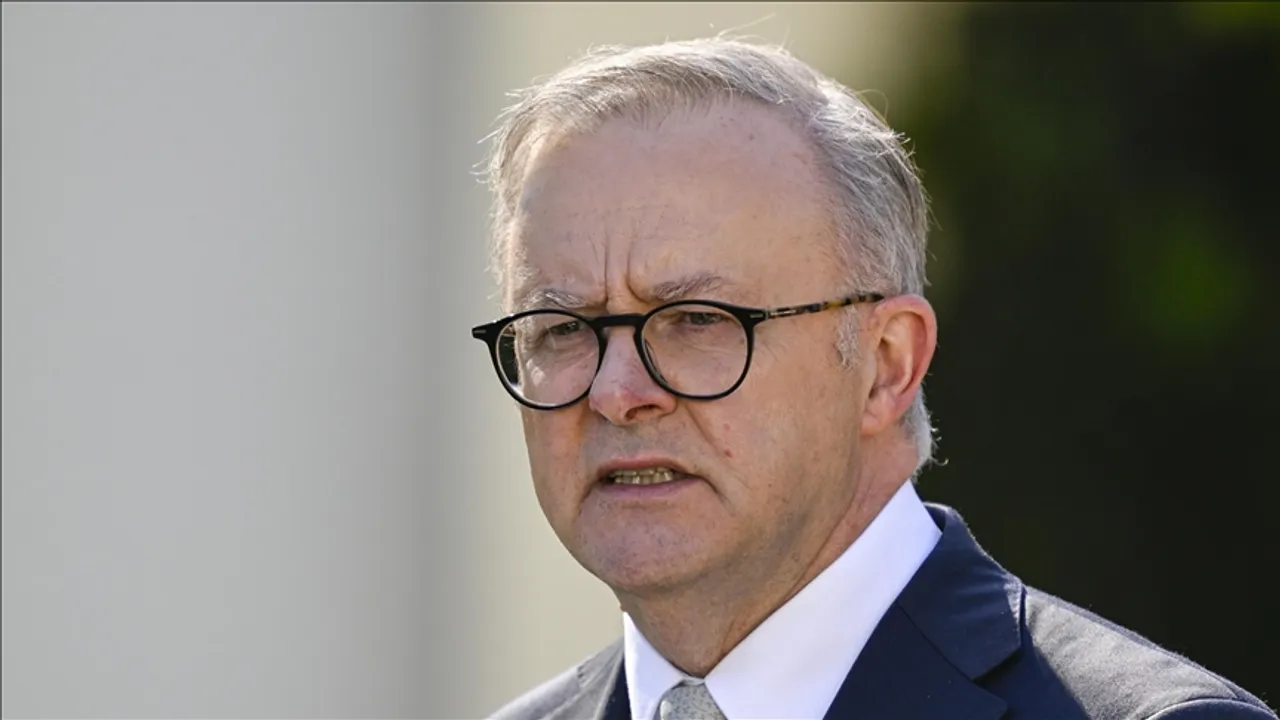 Австралија ќе го стави „националниот интерес“ пред трошењето за одбрана, вели премиерот