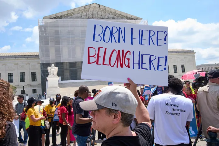 US top court curbs individual judges' power to block Trump policies