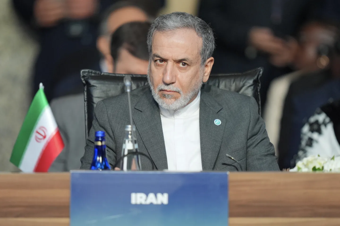 MAE de l’Iran:  Trump devrait cesser son ton “irrespectueux” envers Khamenei s'il veut un accord