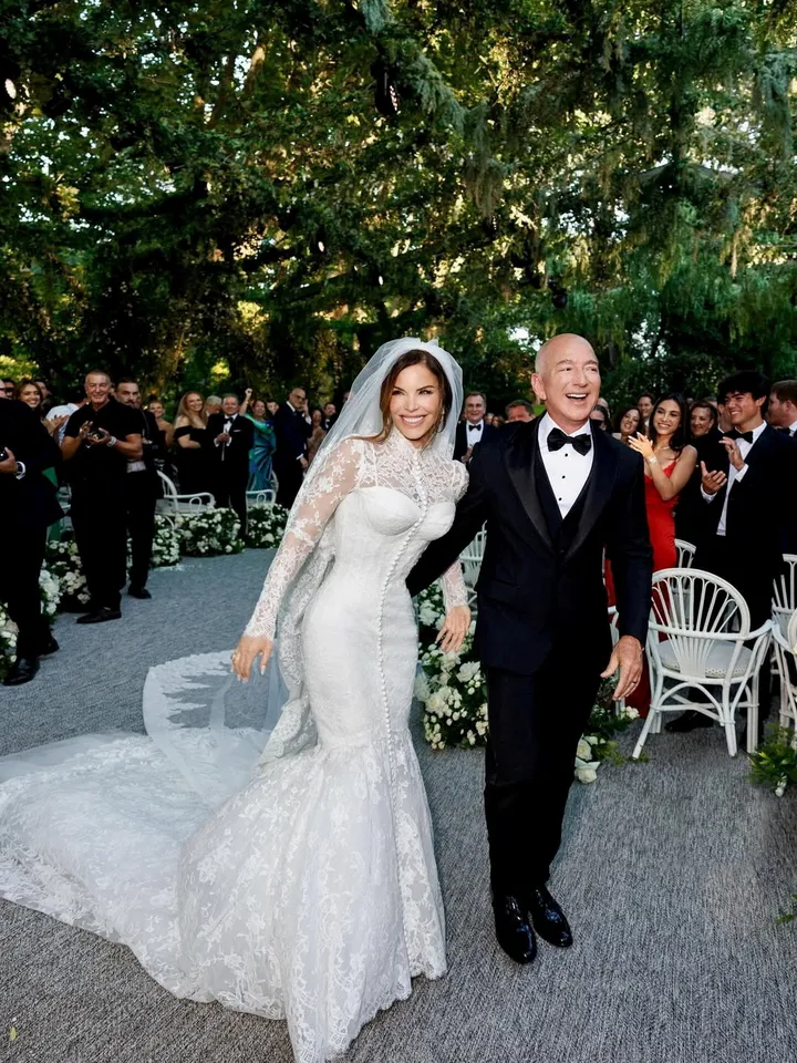 Jeff Bezos i Lauren Sanchez glavne zvijezde "vjenčanja godine" u Italiji
