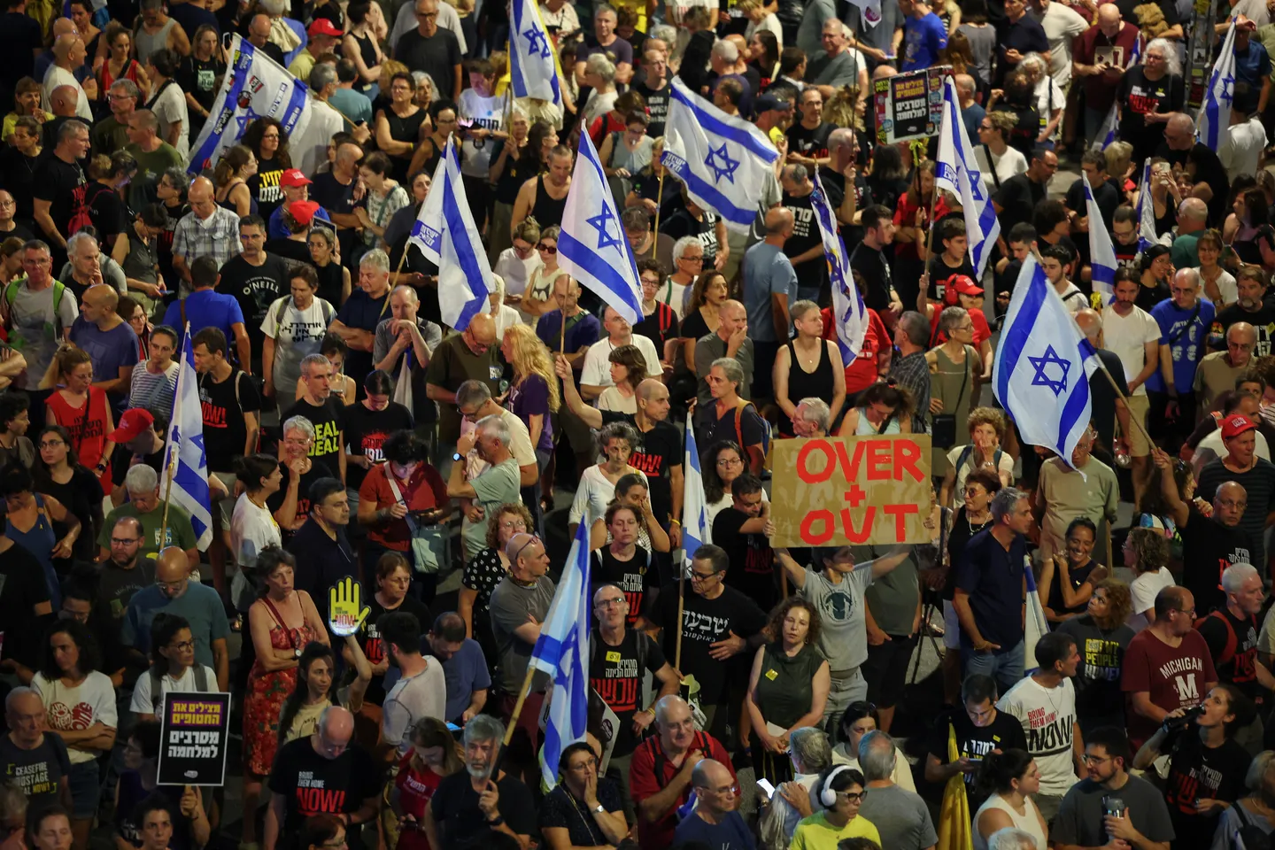 Mijëra izraelitë protestojnë në mbarë vendin, kërkojnë lirimin e pengjeve në Gaza