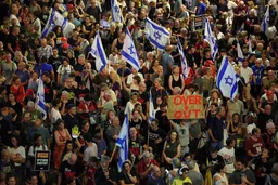Mijëra izraelitë protestojnë në mbarë vendin, kërkojnë lirimin e pengjeve në Gaza