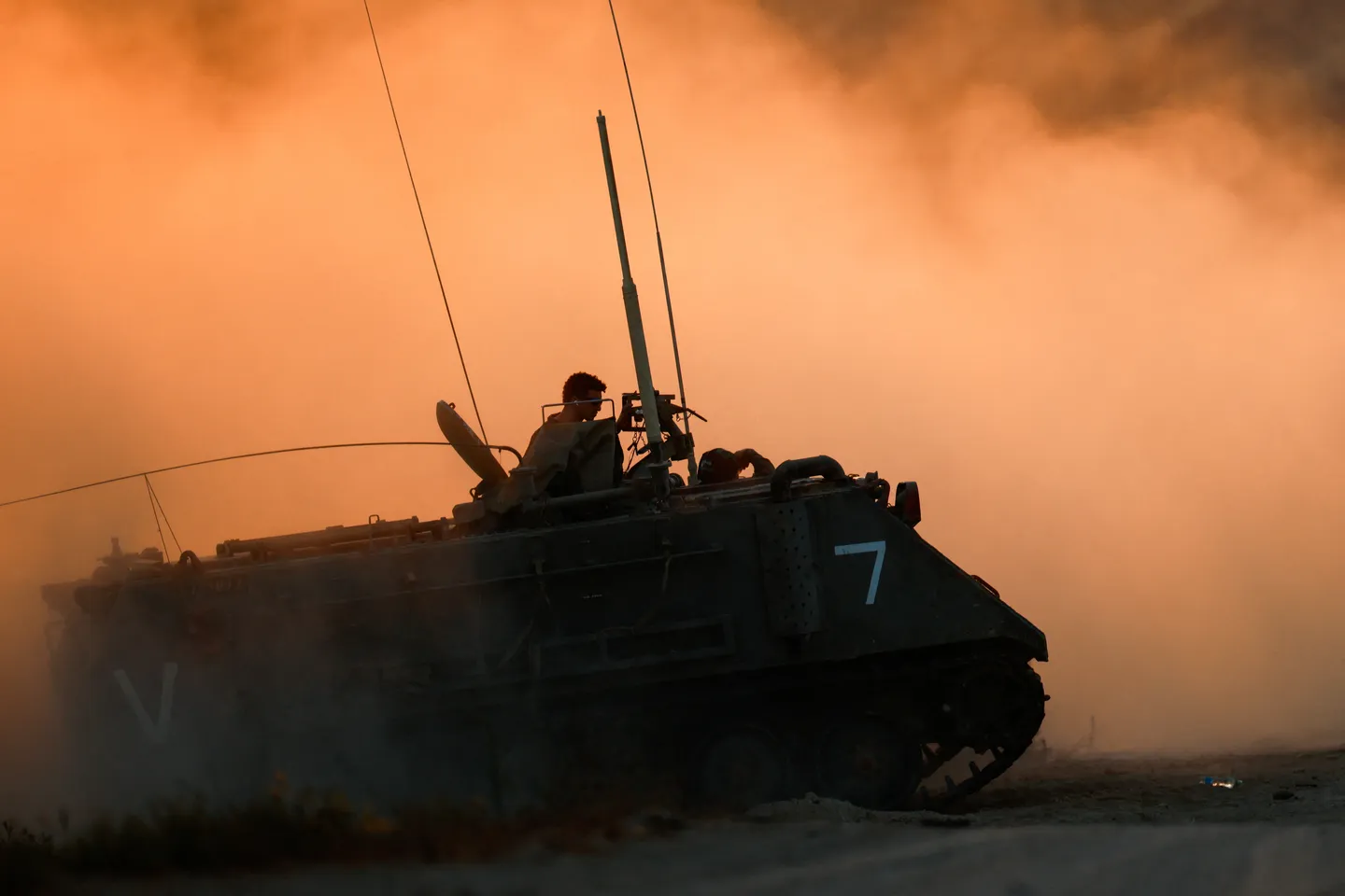Les États-Unis envoient 510 millions de dollars de kits de guidage de munitions à Israël