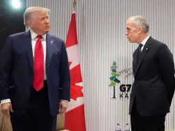 Trump diz que os EUA estão a terminar todas as negociações comerciais com o Canadá e promete tarifas