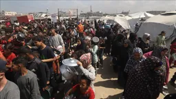 Ushtria izraelite vret 24 palestinezë që prisnin ndihmë në Rafah