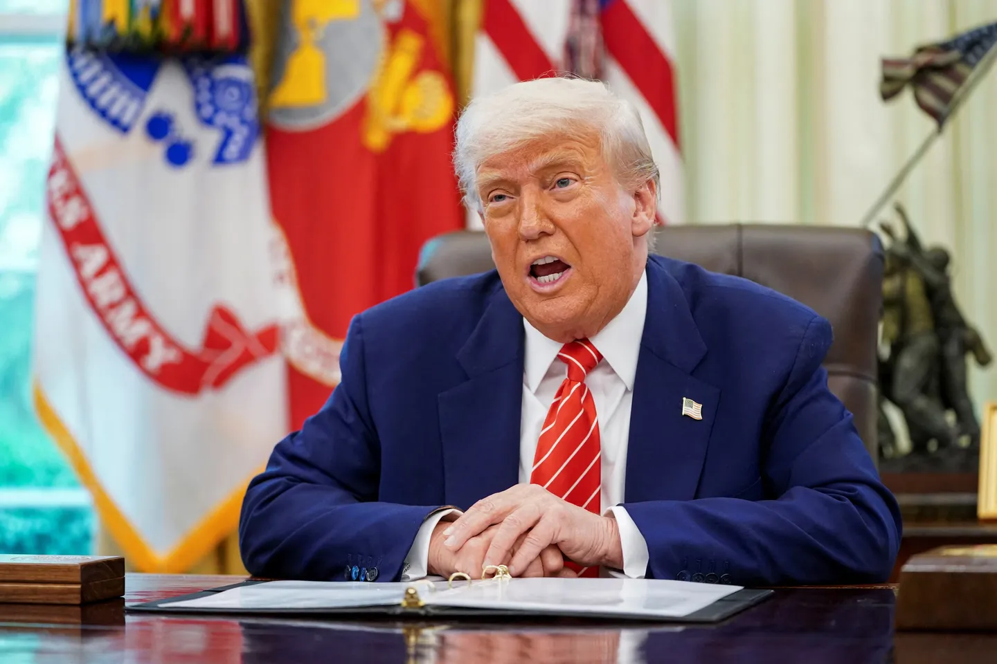 Трамп: без пошлин Америка не выживет