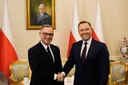 Karol Nawrocki obejmuje urząd prezydenta – przyszłość pełna znaków zapytania