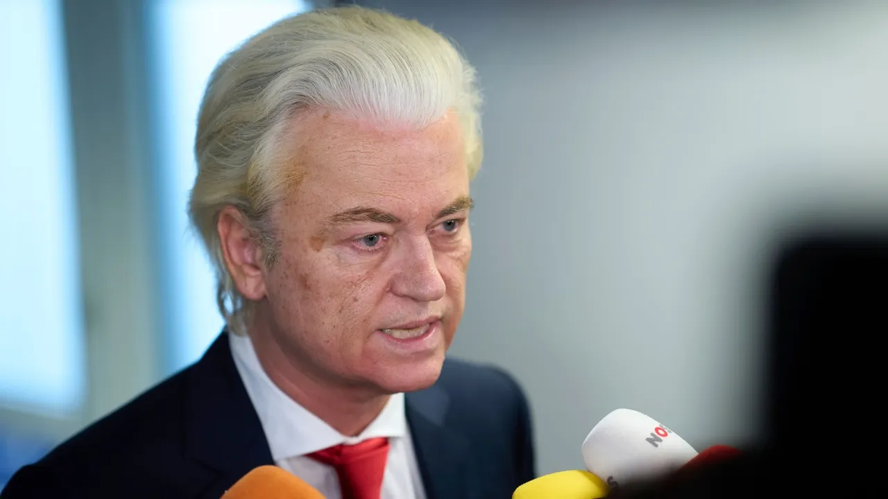 O líder da extrema direita holandesa Wilders abandona a coligação, fazendo cair o governo