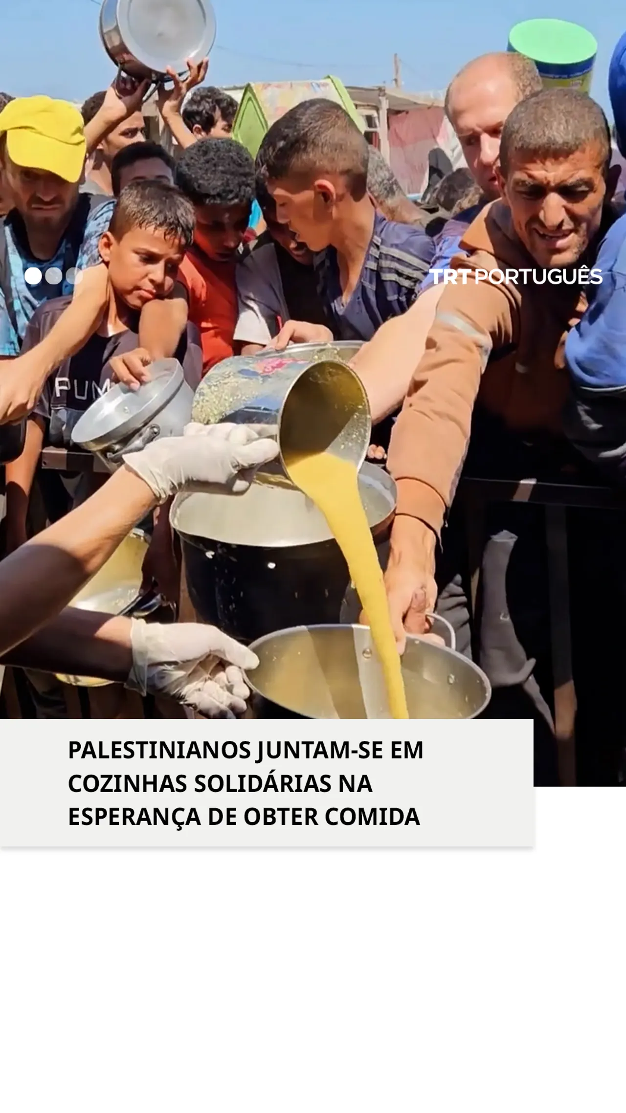 Palestinianos em Gaza juntam-se em cozinhas solidárias durante o cerco israelita