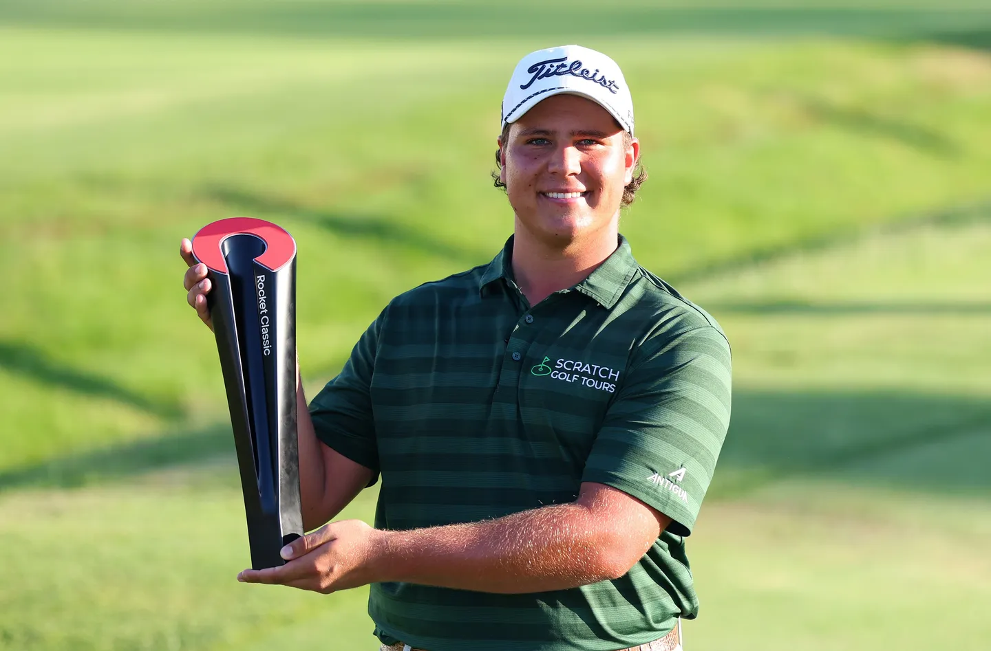Potgieter: Young South African golfer makes history with PGA tour win