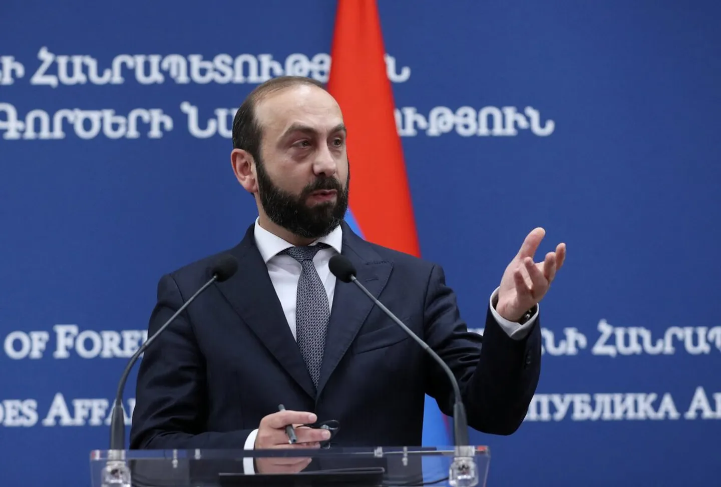 Армения снова дерзит Москве