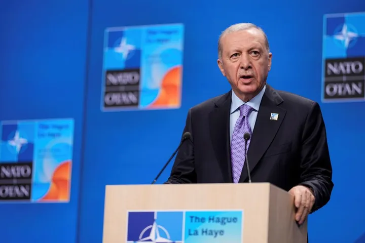 НАТО: Туркије е верен сојузник кој придонесува кон заедничката безбедност