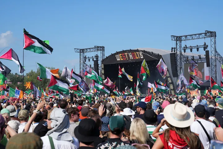 British rap duo who chanted ‘Death to the IDF’ may be barred from entering US