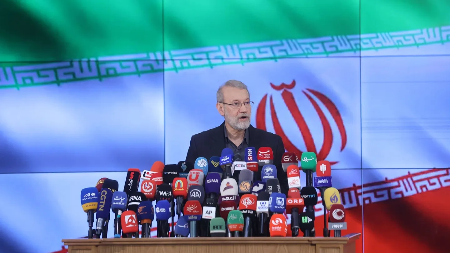 تهديد المرشد وتفكيك النظام.. إيران تكشف تفاصيل اليوم الأول من الضربات الإسرائيلية