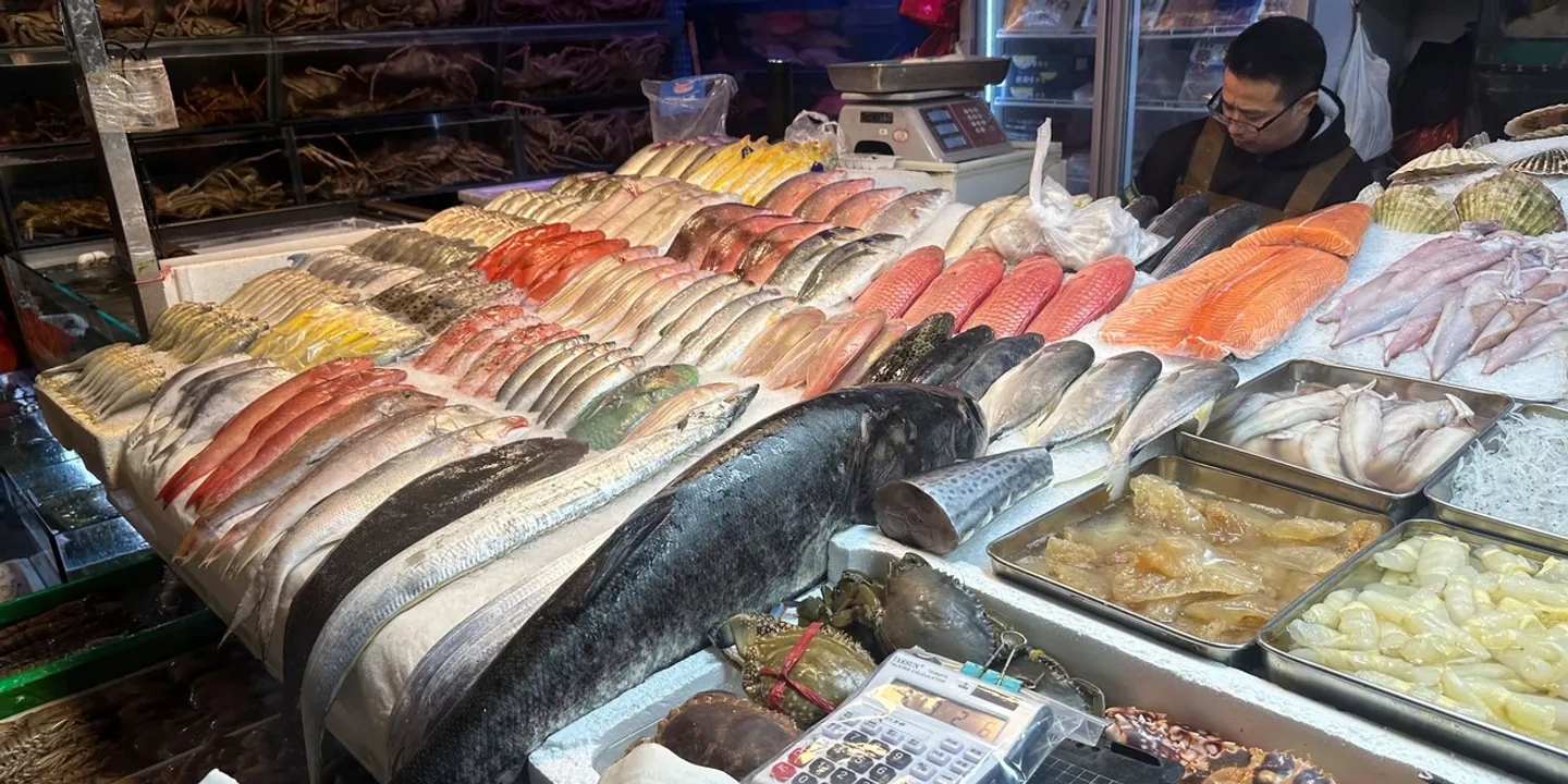 A China levanta parcialmente a proibição à importação de frutos do mar do Japão