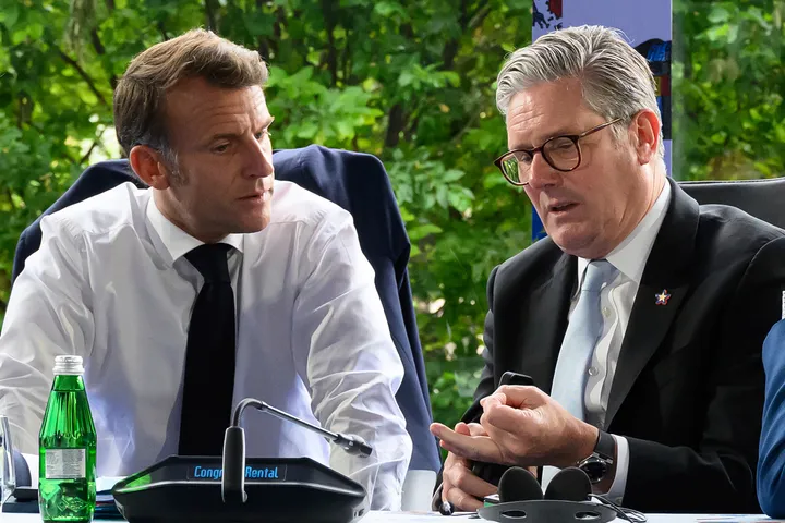 ستارمر وماكرون يؤكدان ضرورة شمول لبنان في اتفاق الهدنة بين إيران وأمريكا