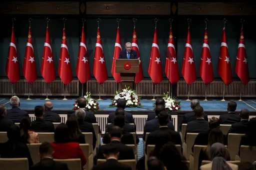 Erdogan holds Eid al Adha calls with leaders of Armenia, Indonesia, Malaysia