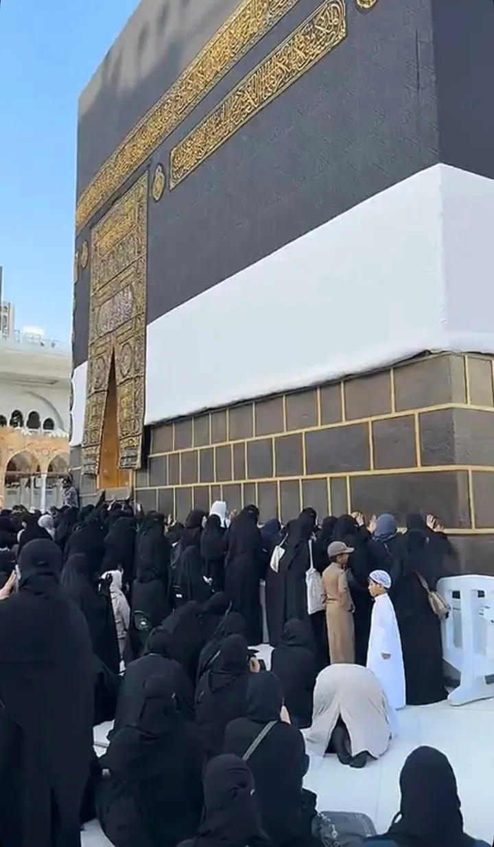Abin da ke faruwa a Dakin Ka’aba bayan alhazai sun tafi Hawan Arfa