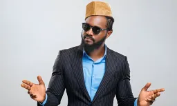 Msanii wa Togo, ambaye polisi wanasema 'alikamatwa atibiwe', aomba radhi kwa kumkosoa rais