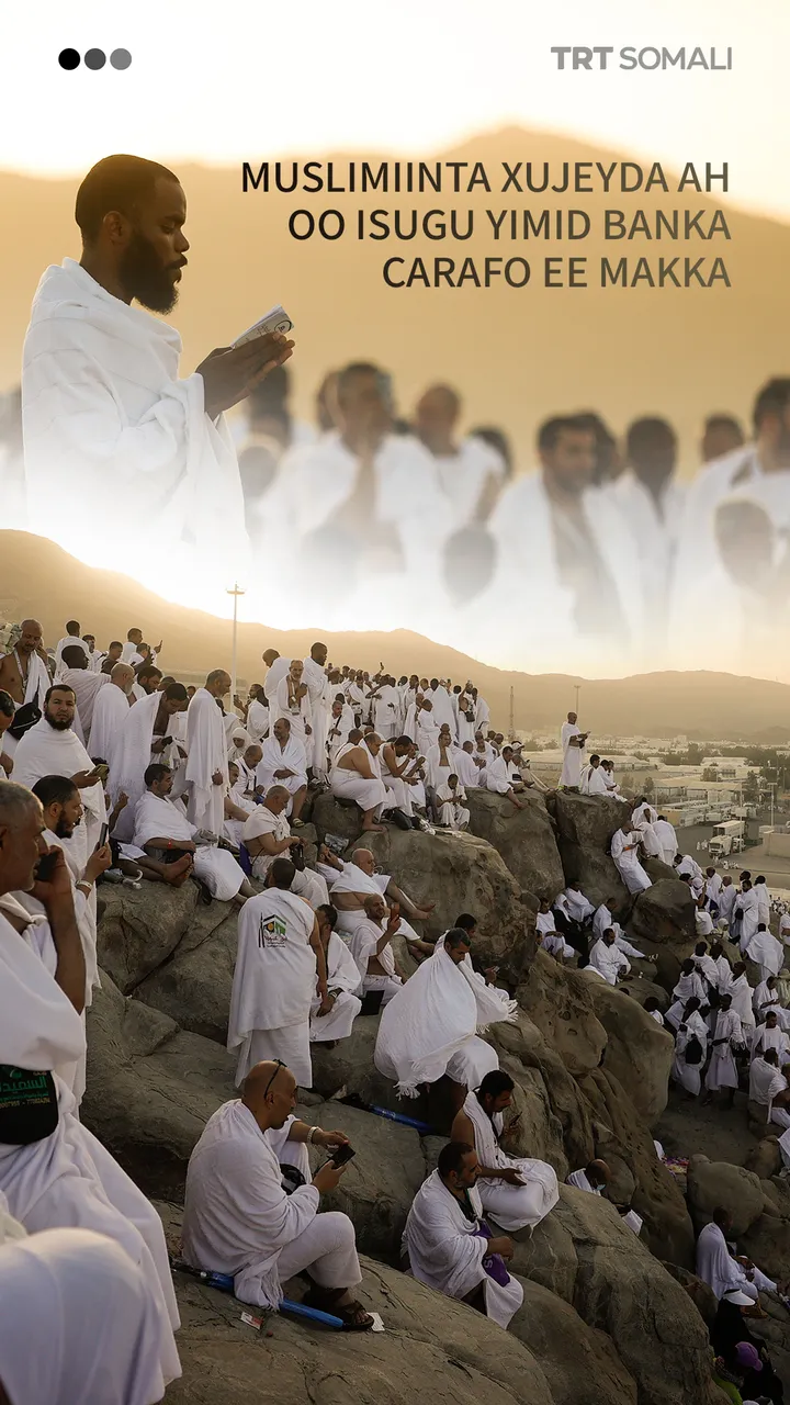 Muslimiinta xujeyda ah oo isugu yimid banka Carafo ee Makka
