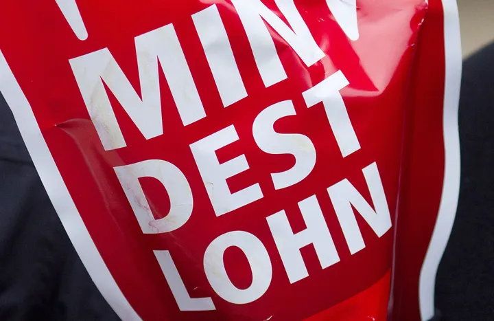Zwei Drittel in Umfrage für 15 Euro Mindestlohn