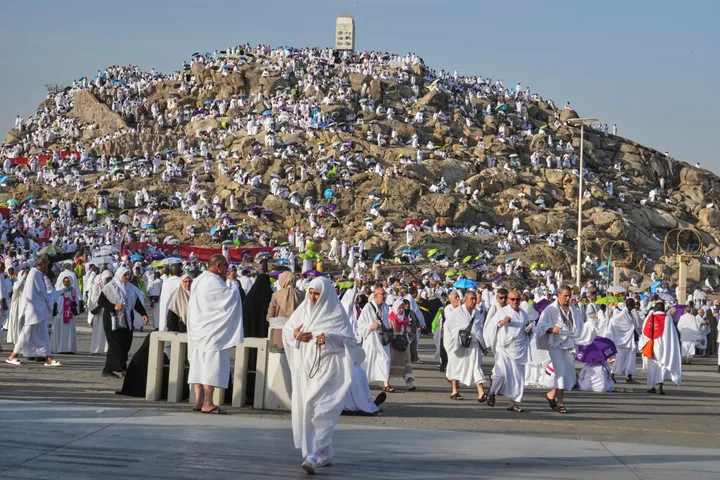 Saudi Arabia announces AI-assisted movement of pilgrims to Arafat