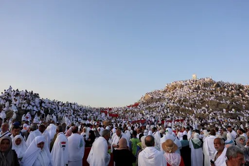 De Arafat a Muzdalifah: cómo el Hajj nos enseña a caminar con humildad sobre la tierra