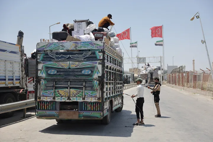 Türkiye launches passport-based border crossings into Syria