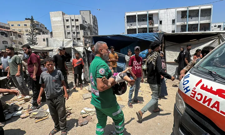 Gaza: le Hamas prêt à reprendre les discussions pour une trêve, frappes israéliennes meurtrières